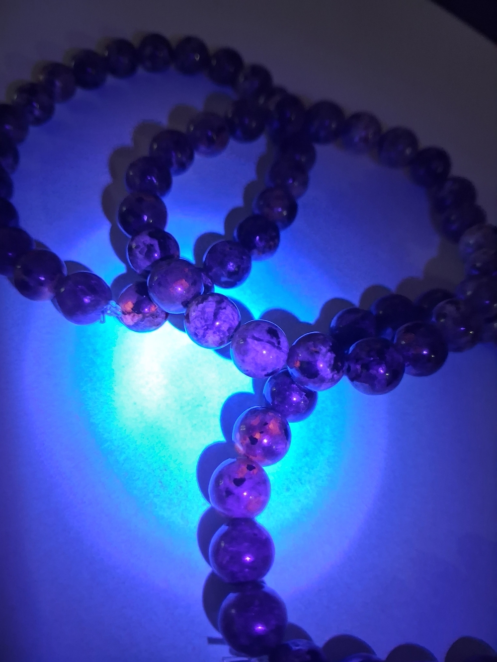 ✨ Genuine Yooperlite 8mm Gemstone Round Bracelet ✨